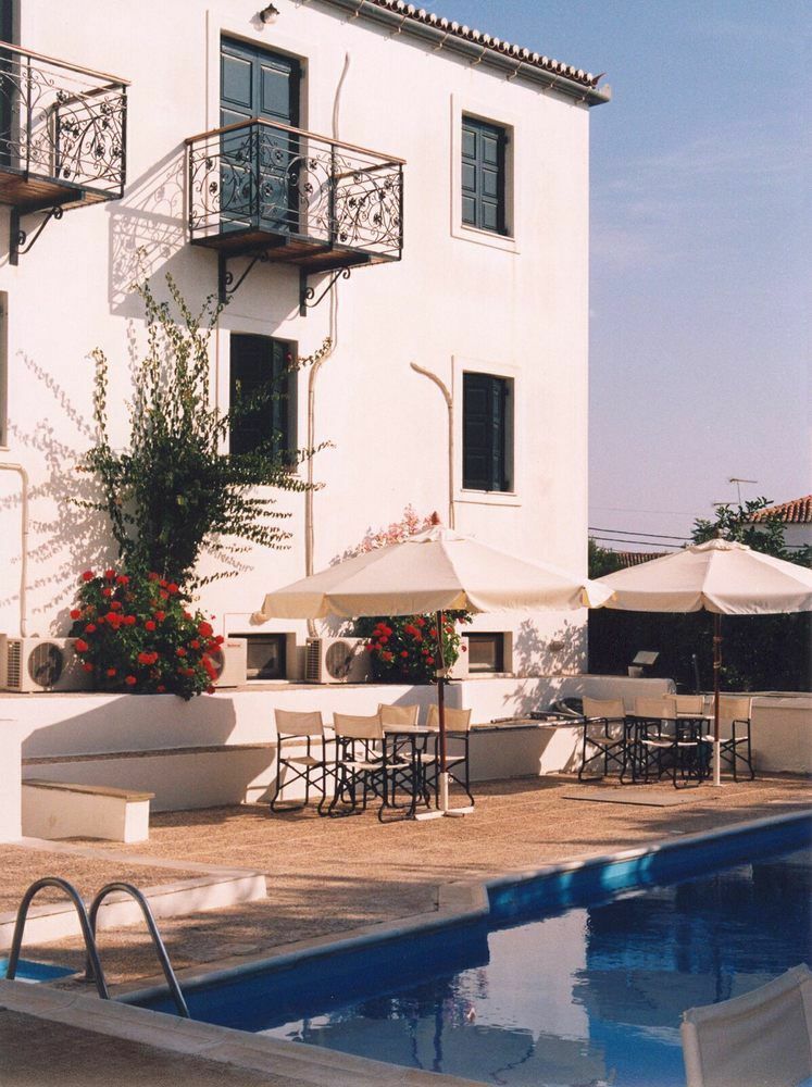 Spetses Retreat Accommodation Extérieur photo